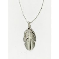 INDIAN JEWELRY  NAVAJO族 Ben Begay作 FEATHER NECKLESS /ナバホ族  フェザー ネックレス インディアンジュエリー