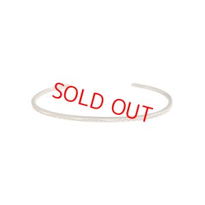 画像1: INDIAN JEWELRY  NAVAJO族 SILVER NARROW BANGLE /ナバホ族 シルバー ナローバングル インディアンジュエリー (1)
