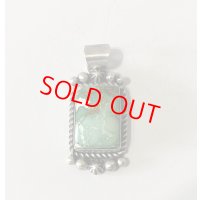 INDIAN JEWELRY  NAVAJO族 BRAINE YELLOWHORSE 作 ROYSTON TURQUOISE シルバー ネックレストップ/ナバホ族 ブライン イエローホース ロイストン ターコイズ インディアンジュエリー　
