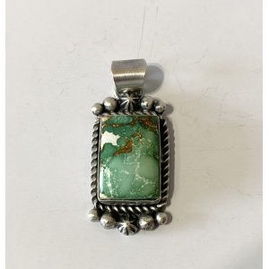 画像1: INDIAN JEWELRY  NAVAJO族 BRAINE YELLOWHORSE 作 ROYSTON TURQUOISE シルバー ネックレストップ/ナバホ族 ブライン イエローホース ロイストン ターコイズ インディアンジュエリー　