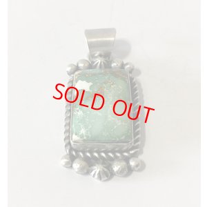 画像2: INDIAN JEWELRY  NAVAJO族 BRAINE YELLOWHORSE 作 ROYSTON TURQUOISE シルバー ネックレストップ/ナバホ族 ブライン イエローホース ロイストン ターコイズ インディアンジュエリー　