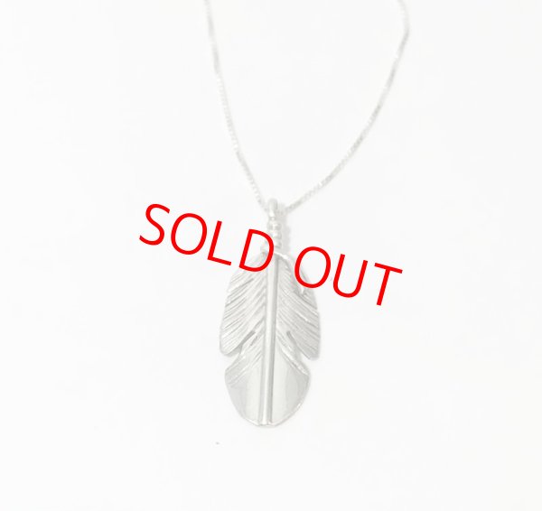 INDIAN JEWELRY NAVAJO族 Ben Begay作 FEATHER NECKLESS /ナバホ