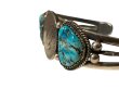 画像8: INDIAN JEWELRY  Taos Pueblo族 lawrence archuleta作 SILVER×KINGMANTURQUOISE COIN BANGLE /タオスプエブロ族 シルバー コイン キングマンターコイズ バングル インディアンジュエリー  (8)