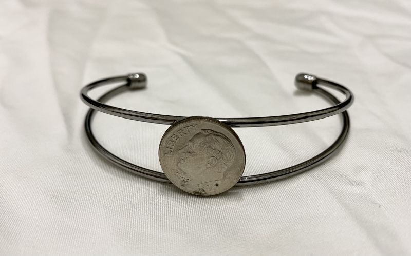 INDIAN JEWELRY NAVAJO族 LIBERTY COIN BANGLE /ナバホ族 コイン 